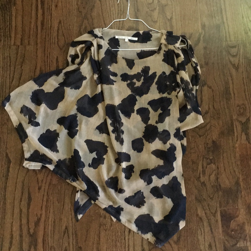Flowy Top-